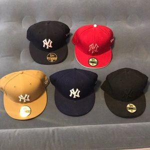 Yankees fitted size 7 1/2. $20 each bundle & save!